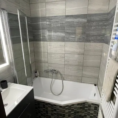 Apartment Modern In Center Of - Boncart *